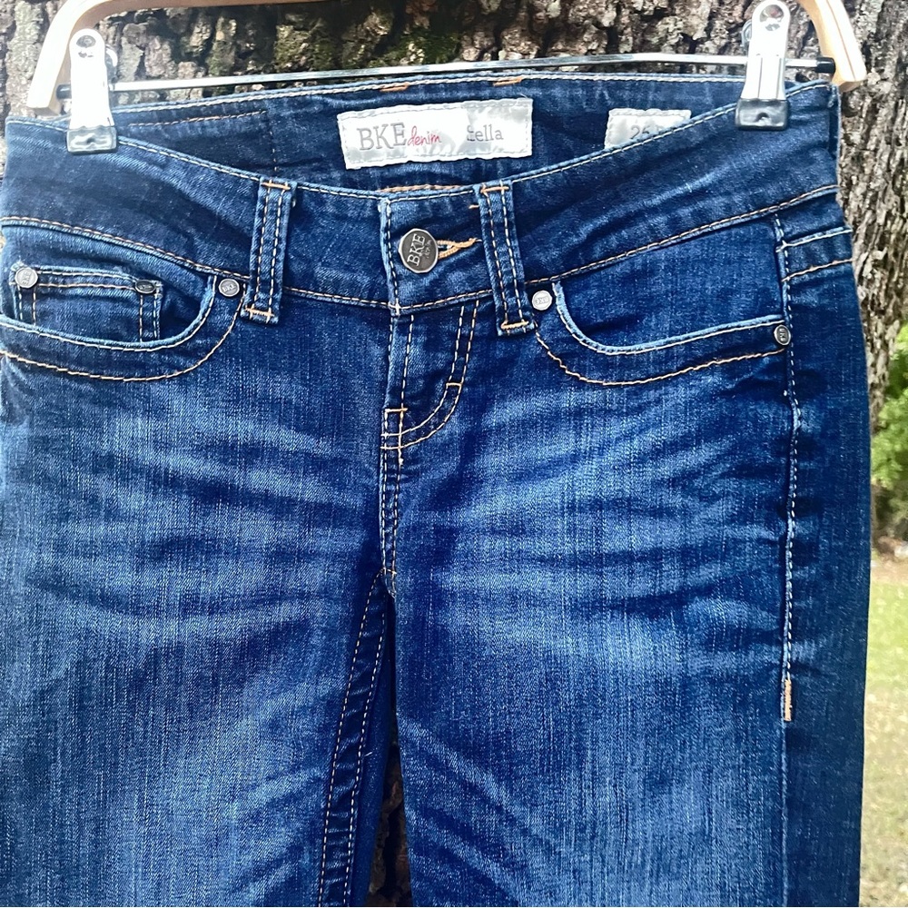 BKE DENIM STELLA 25 R DARK WASH BLUE JEANS GUC FIVE POCKET LOW RISE STRAIGHT LEG - Picture 3 of 10